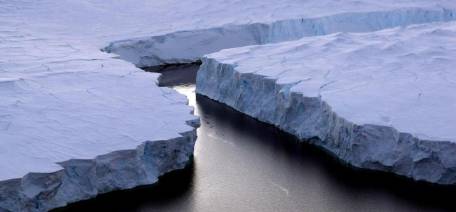 Warm ocean melting east antarctica s largest glacier 1422261503 1197