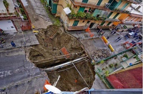 Naples Italy sinkhole photo